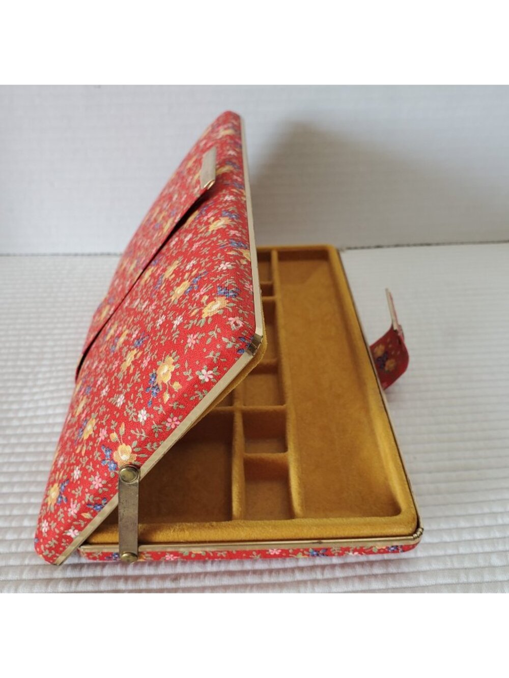 Fabric Chintz Floral Jewelry Box 1970s Vintage Red Travel Case 8.5x5